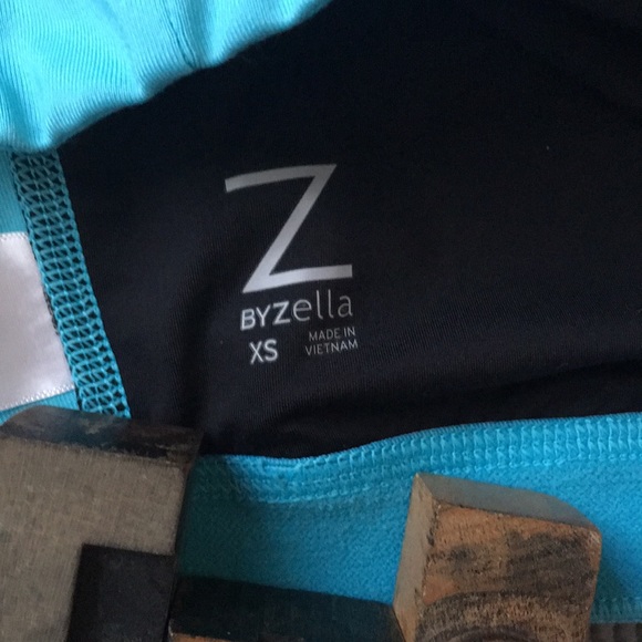 ZELLA Racerback Sports Bra In Turquoise - Picture 3 of 8